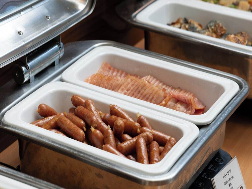 朝食