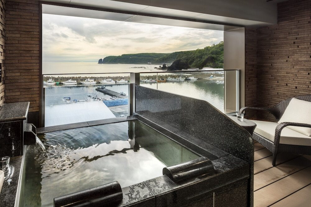 サウナや露天風呂付客室で贅沢な2人時間を4373179