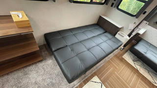 キャンピングトレーラー 禁煙