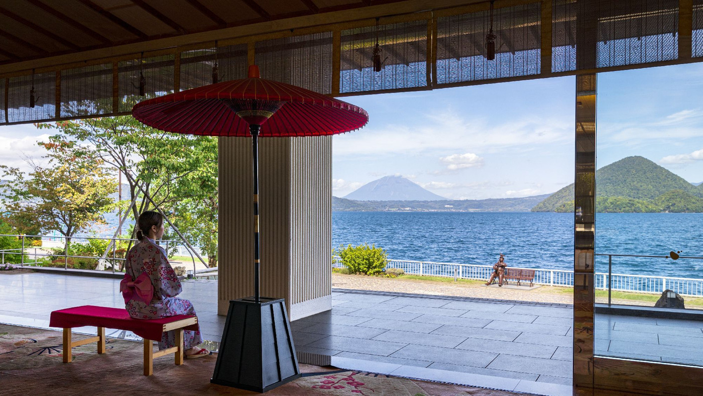 洞爺湖のすぐ目の前。見晴らしのいい温泉が人気のホテル3530906