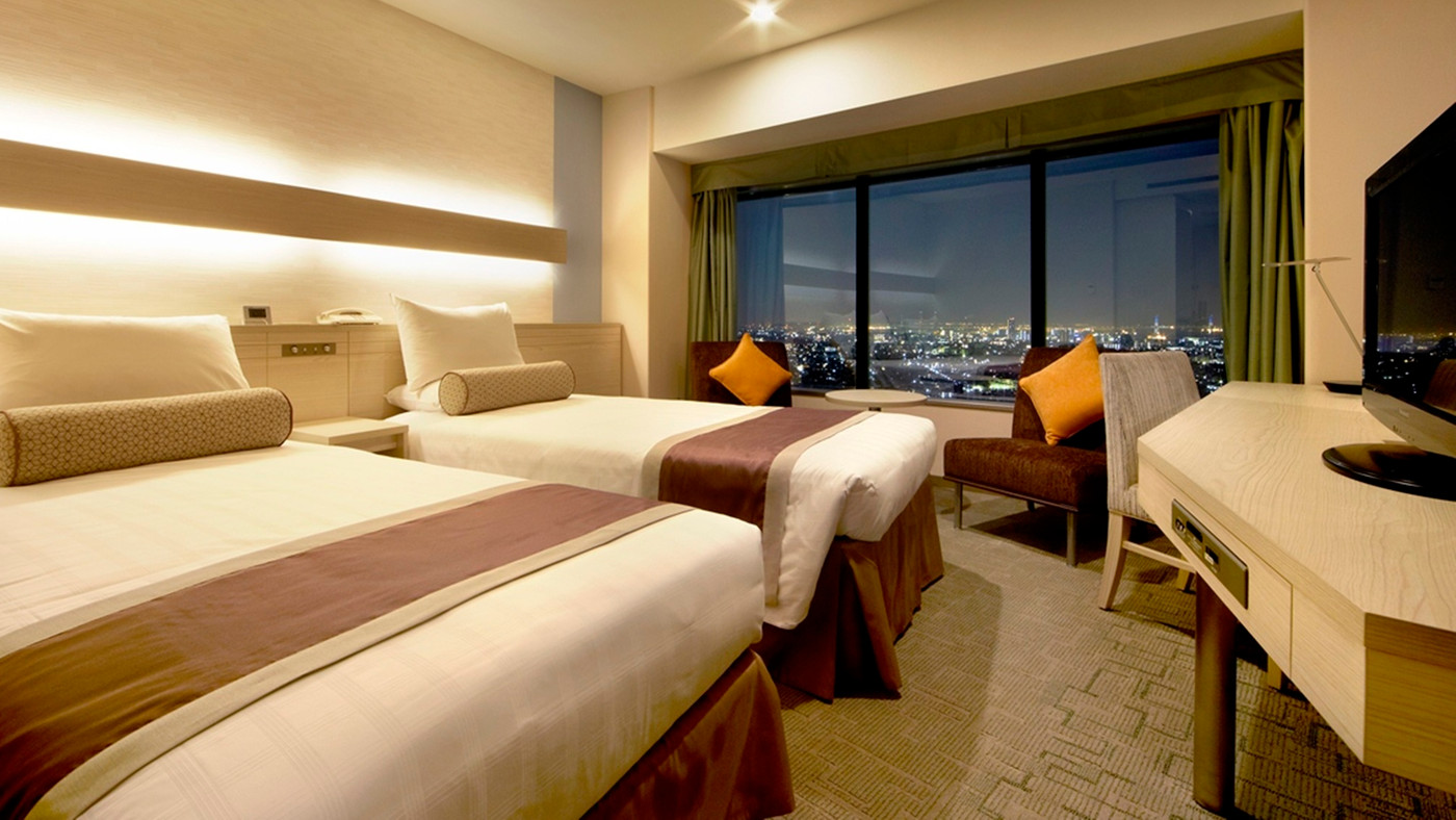 横浜のきらめく夜景に毎晩贅沢に癒されて3494291