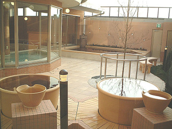 東京駅から高速バスで直接行けちゃう♪温泉や食事も魅力3845259