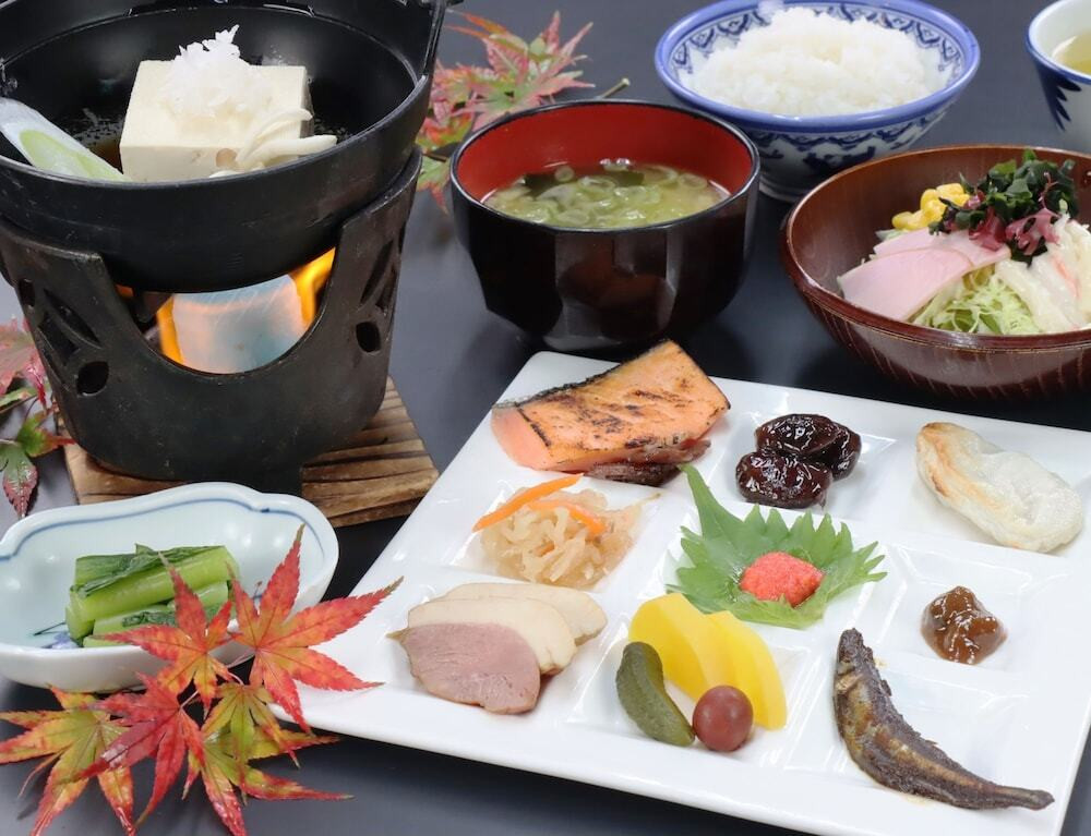 朝食