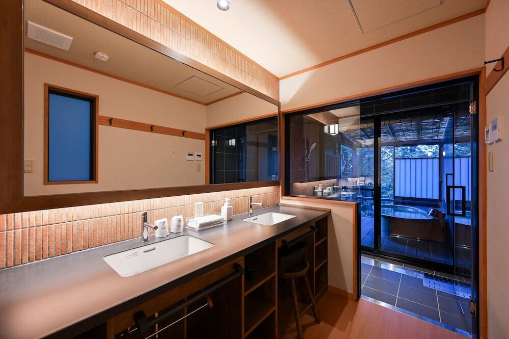 天の丸別邸　風の谷の庵（テンノマルベッテイ　カゼノタニノイオリ） / 8