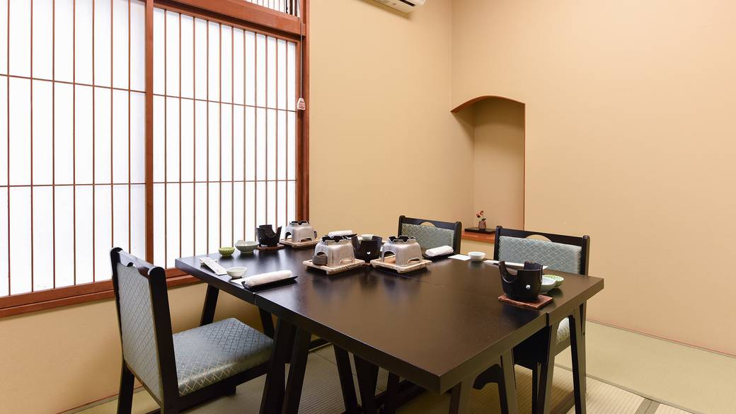 個室の「いかほ小町」（要予約） / 4