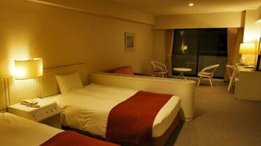 洋室 夜の風景 / 3