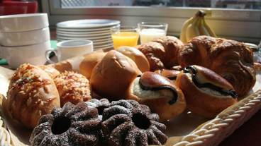 食事・飲み物 / 1