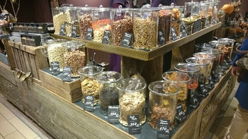 「ファーイーストバザール エキマルシェ大阪店」料理 896210 ドライフルーツ、ナッツも購入。by arumona