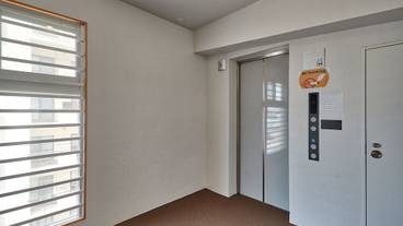 エレベーター / 1