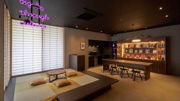 内部エントランス / 3