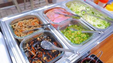 朝食ビュッフェ / 10