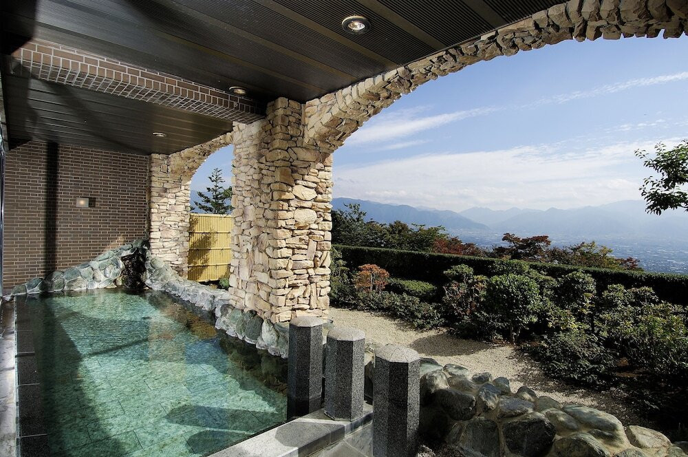 フルーツ王国・山梨の旬をパフェで味わうホテル3483838