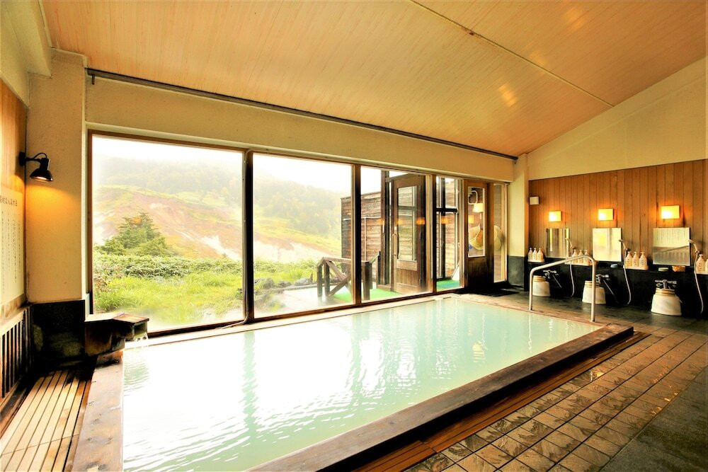 「雲海の湯」内風呂