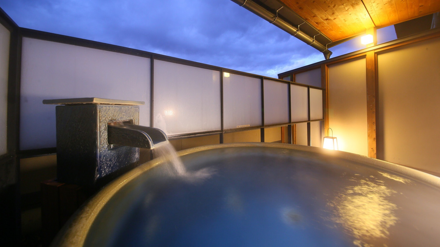 明治18年創業の歴史ある宿には、バリアフリー対応の客室も3849681