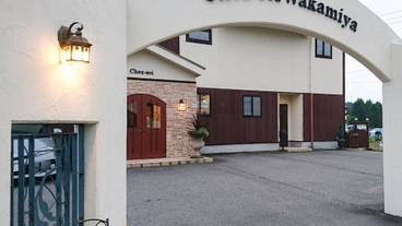 施設の入り口 / 18