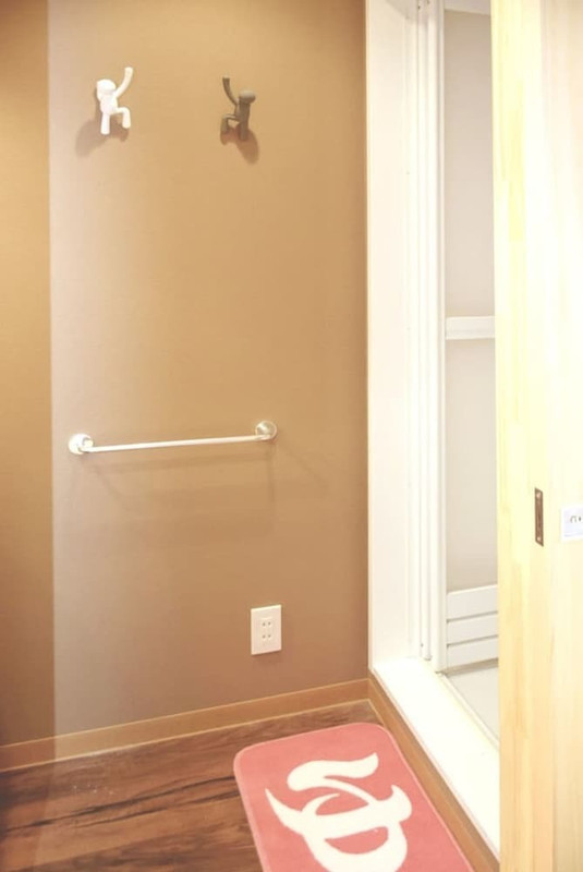 バスルームのシャワー