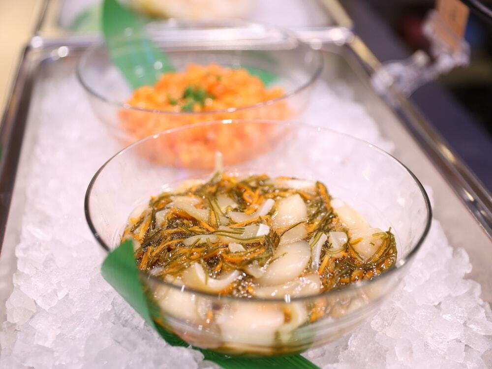 朝食
