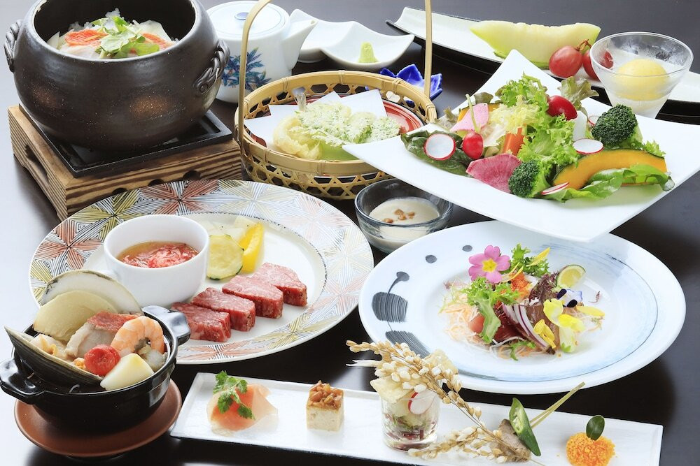 オーシャンビューの足湯でまったり♪五感で楽しむ会席料理に舌鼓3996705