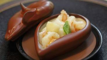 食事・飲み物 / 3