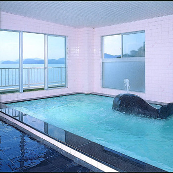 キッズメニューや和室あり。くじら展望風呂は迫力抜群！4278677