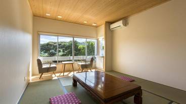 客室内のダイニングエリア / 6