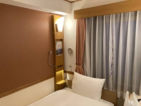 東横イン梅田中津1 / 2