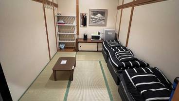 客室 / 12