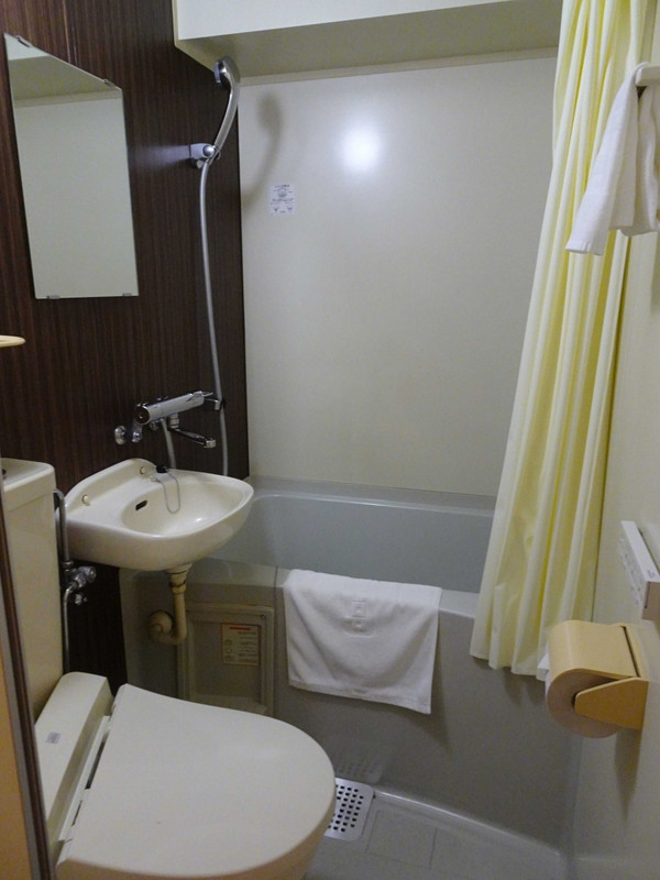 バスルームは古いですね。