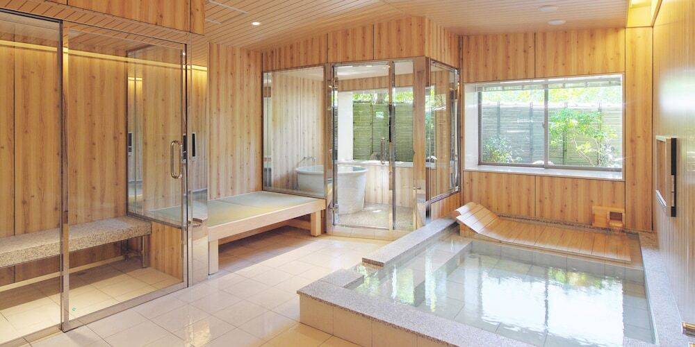 スパスイートの浴室 / 1