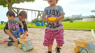 子供用の遊び場 - 屋外 / 5