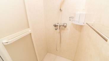 施設内の設備 / 15