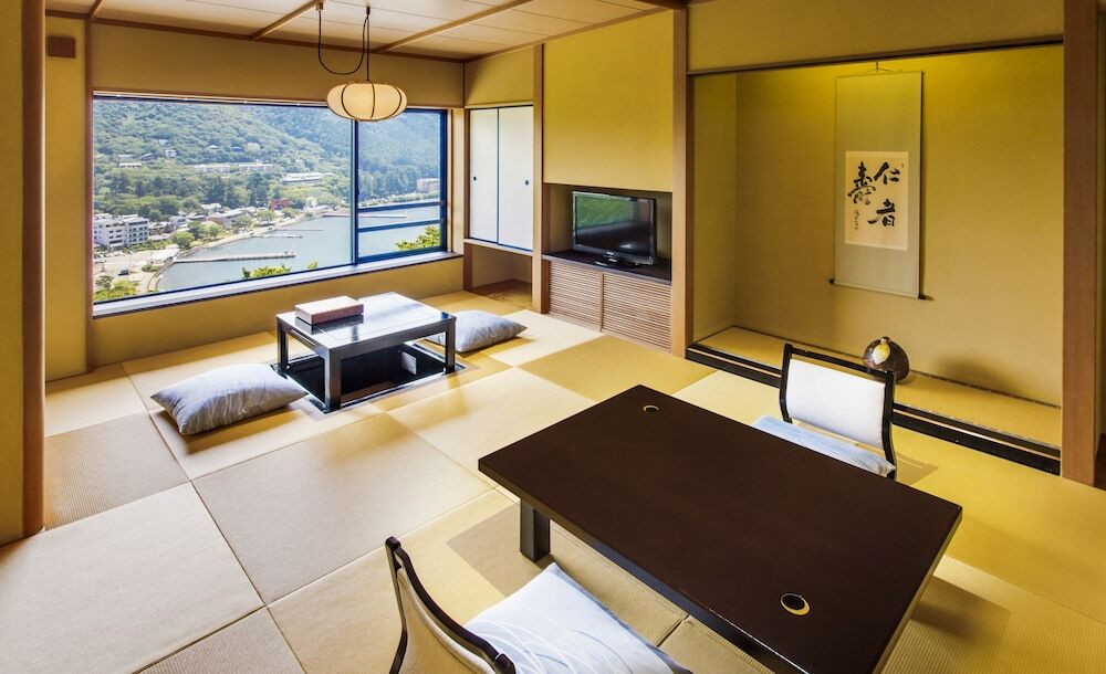 箱根芦ノ湖温泉 和心亭 豊月（ハコネアシノコオンセン ワゴコロテイ ホウゲツ） / 1