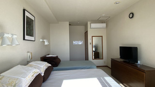 202個室　液晶ＴＶあり、洋室、バルコニー付、オーシャンビュー 禁煙