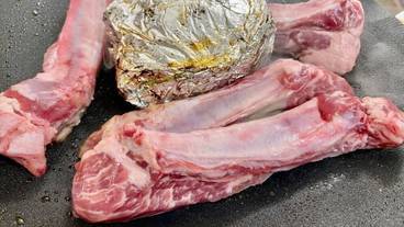 食事・飲み物 / 3