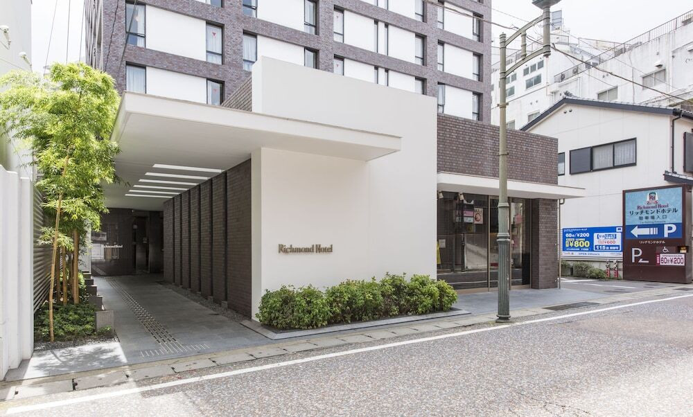 施設の正面