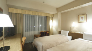 モデレート ツインルーム 喫煙可