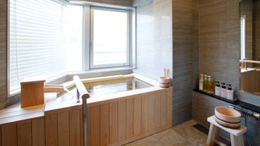 展望風呂付きツインルーム一例／浴室 / 10