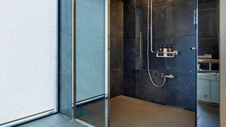 コーナーツイン (ユニバーサル) 禁煙(28平米)