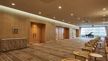 内部エントランス / 3