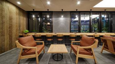 ロビーラウンジ / 4