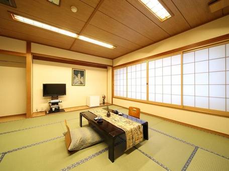 嵯峨グレースホテル / 1