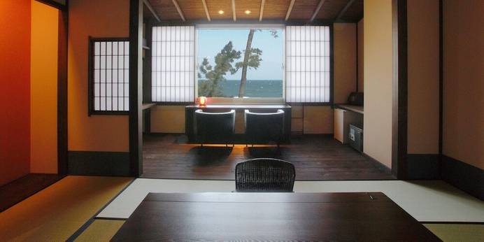 ジャズが流れる海辺のお宿 浜千代館（三重県 旅館） / 1
