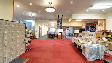 内部エントランス / 3