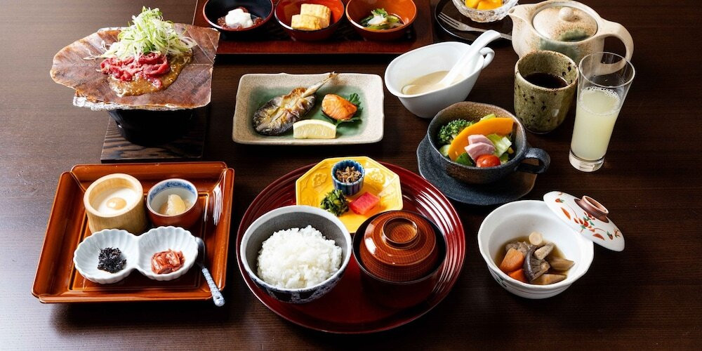 朝食