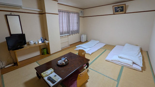 お風呂共同・トイレ付和室