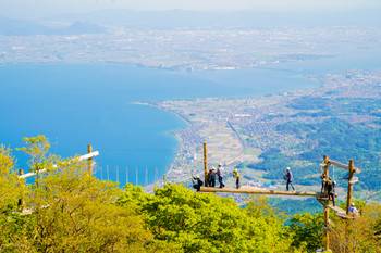 There are lots of sightseeing spots in the area! Japan's largest lake, Lake Biwa 3948494