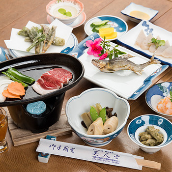 ジビエの宿で食の新発見!?3917549