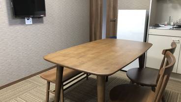 客室内のダイニングエリア / 6