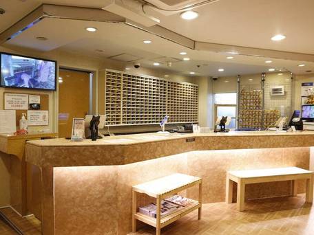 新宿区役所前カプセルホテル / 2