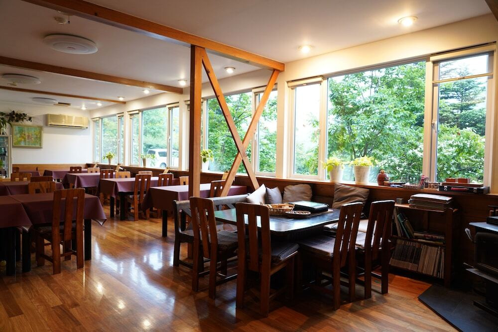 ロビー応接スペース